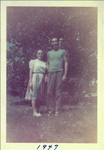 mom-dad 1947.jpg